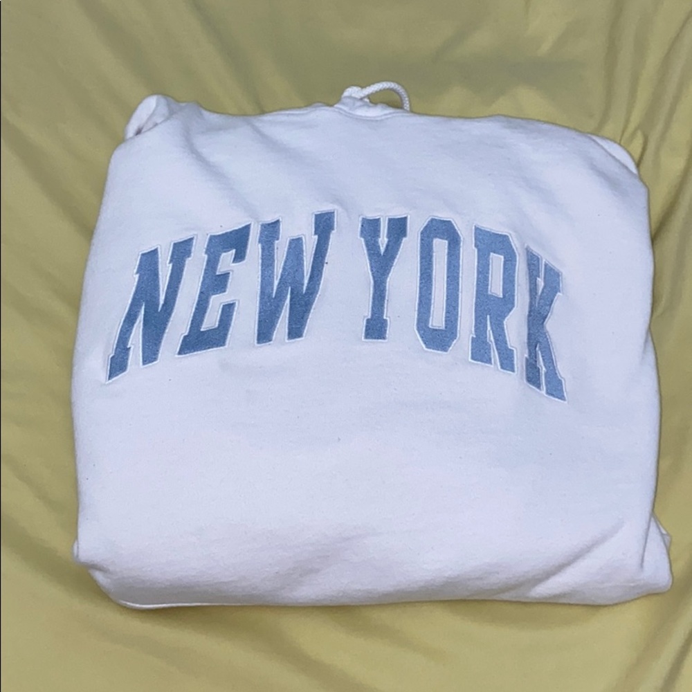 Brandy Melville sweatshirt